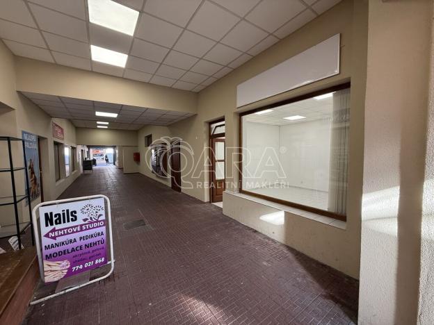 Pronájem obchodního prostoru, Benešov, Tyršova, 23 m2