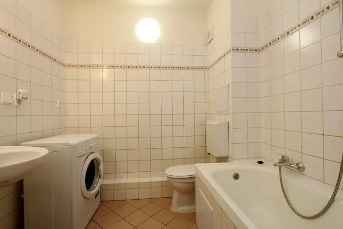 Pronájem bytu 1+kk, Hradec Králové, Akademika Heyrovského, 28 m2