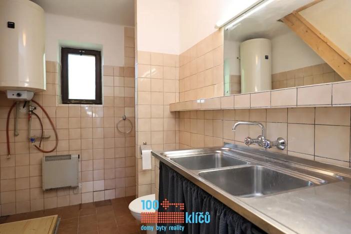 Prodej rodinného domu, Klučov, 251 m2