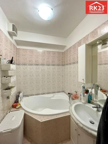 Prodej bytu 2+1, Mariánské Lázně - Úšovice, Kubelíkova, 48 m2