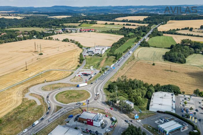 Pronájem obchodního prostoru, Benešov - Pomněnice, 100 m2