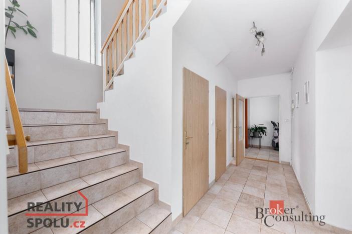 Prodej rodinného domu, Starý Plzenec, Luční, 231 m2