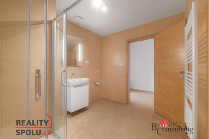 Pronájem bytu 1+kk, Plzeň - Jižní Předměstí, Měděná, 36 m2