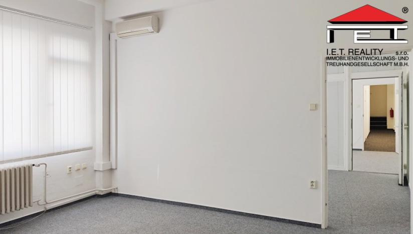 Pronájem kanceláře, Praha - Nové Město, Opletalova, 55 m2