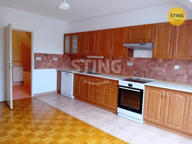 Pronájem bytu 2+1, Žďár nad Sázavou, Veselská, 114 m2