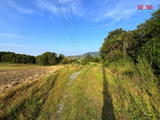 Prodej pole, Liběšice - Dolní Nezly, 25918 m2