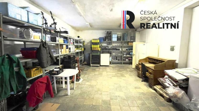 Prodej obchodního prostoru, Dasnice, 300 m2