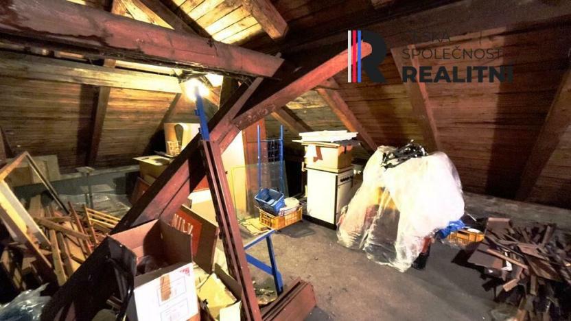 Prodej obchodního prostoru, Dasnice, 300 m2