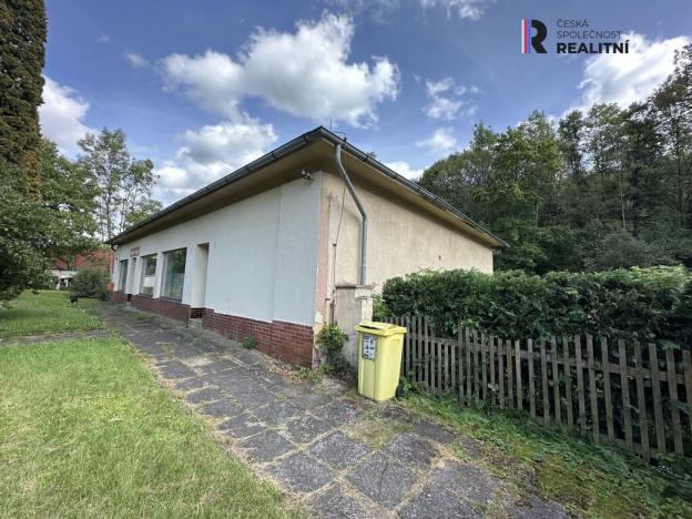 Prodej obchodního prostoru, Dasnice, 300 m2