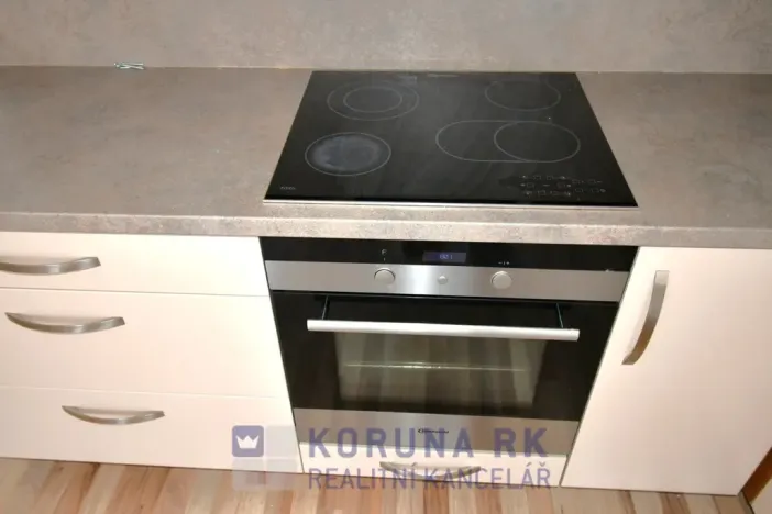 Pronájem bytu 2+kk, České Budějovice - České Budějovice 7, Lidická tř., 56 m2