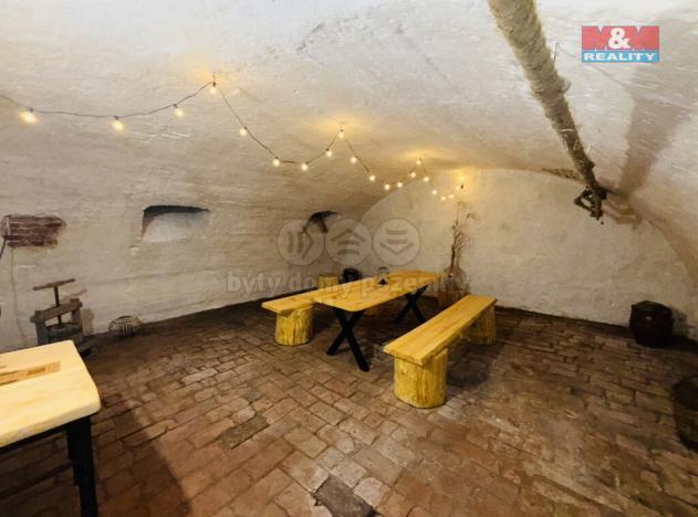 Prodej obchodního prostoru, Loštice, Hradská, 3252 m2