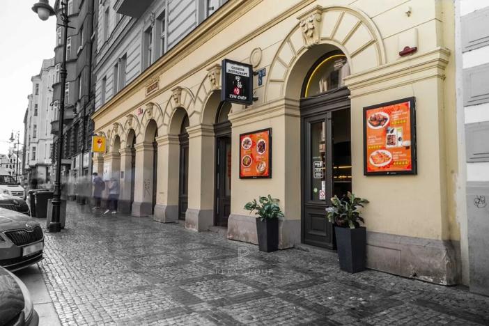 Prodej obchodního prostoru, Praha - Staré Město, Kaprova, 531 m2