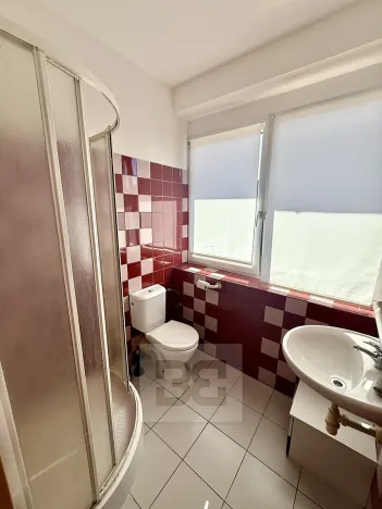 Prodej činžovního domu, Praha - Vinoř, Mladoboleslavská, 657 m2