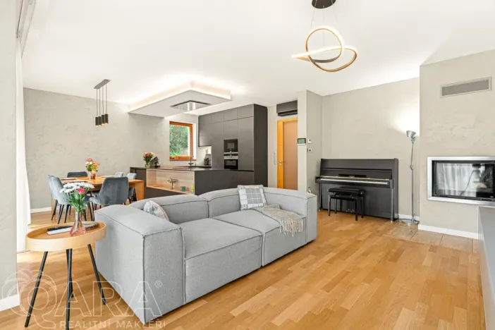 Prodej rodinného domu, Roztoky, Zvoncová, 153 m2