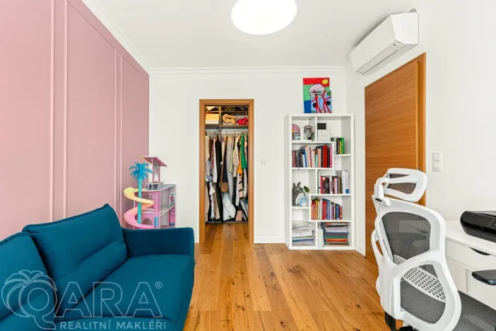 Prodej rodinného domu, Roztoky, Zvoncová, 153 m2