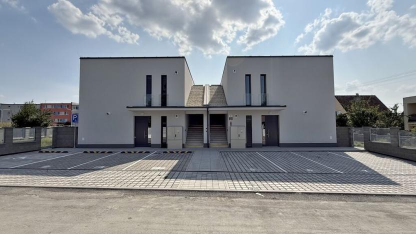 Pronájem bytu 1+kk, Brno, Ondřeje Veselého, 45 m2
