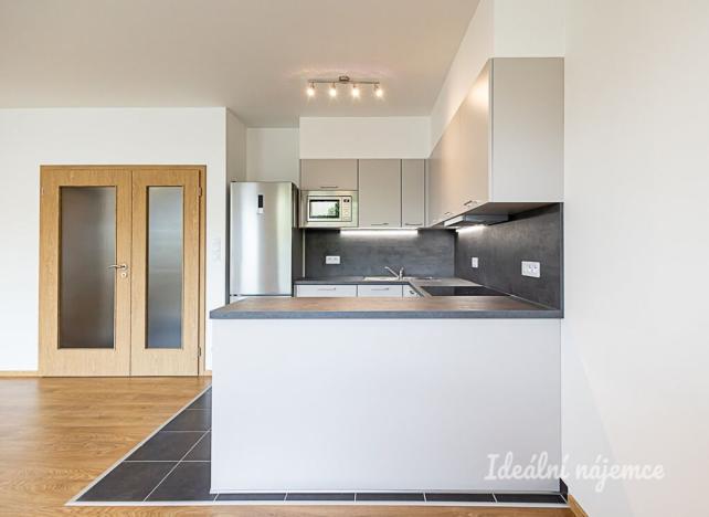 Pronájem bytu 3+kk, Praha - Vysočany, Ocelářská, 82 m2