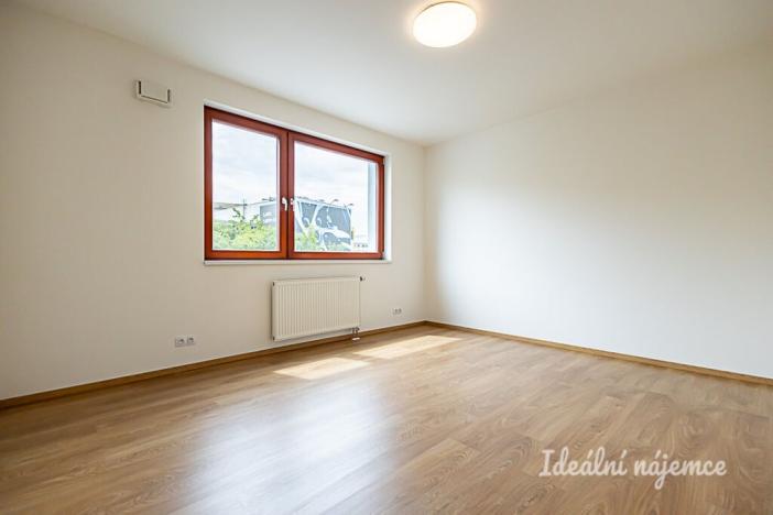Pronájem bytu 3+kk, Praha - Vysočany, Ocelářská, 82 m2