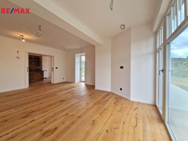 Pronájem vily, Praha - Braník, Branická, 676 m2