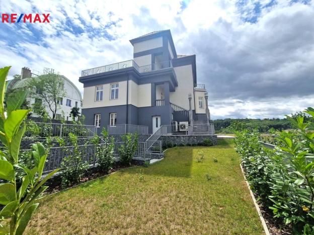 Pronájem vily, Praha - Braník, Branická, 676 m2