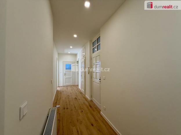 Pronájem bytu 4+kk, Mariánské Lázně, Dřevěná, 105 m2