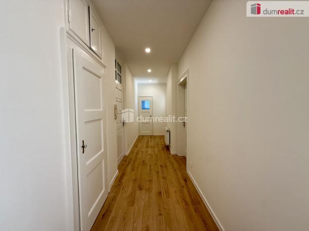 Pronájem bytu 4+kk, Mariánské Lázně, Dřevěná, 105 m2