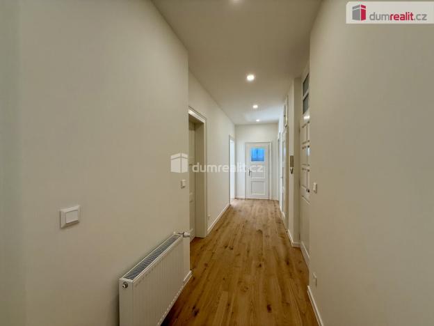 Pronájem bytu 4+kk, Mariánské Lázně, Dřevěná, 105 m2