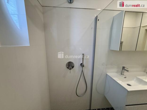 Pronájem bytu 4+kk, Mariánské Lázně, Dřevěná, 105 m2