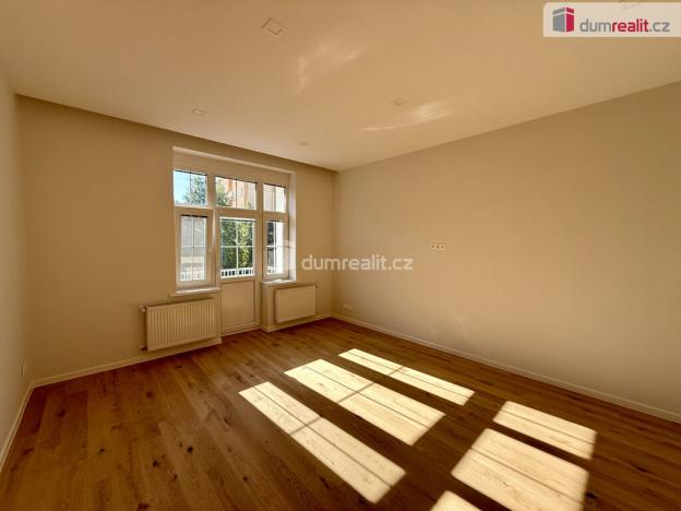 Pronájem bytu 4+kk, Mariánské Lázně, Dřevěná, 105 m2