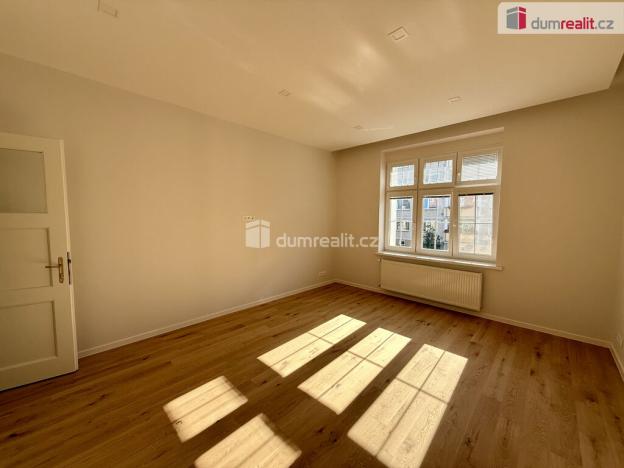 Pronájem bytu 4+kk, Mariánské Lázně, Dřevěná, 105 m2