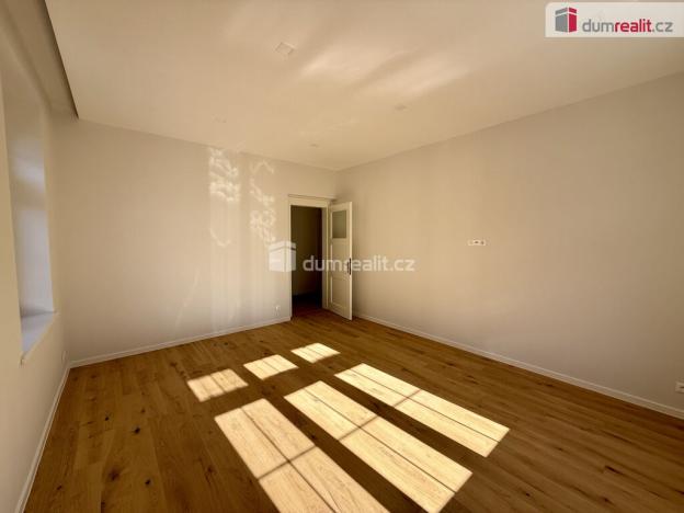 Pronájem bytu 4+kk, Mariánské Lázně, Dřevěná, 105 m2