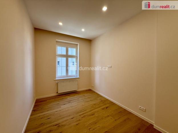 Pronájem bytu 4+kk, Mariánské Lázně, Dřevěná, 105 m2