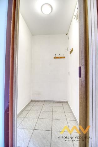 Pronájem obchodního prostoru, Hradec Králové - Kukleny, Kudrnova, 200 m2