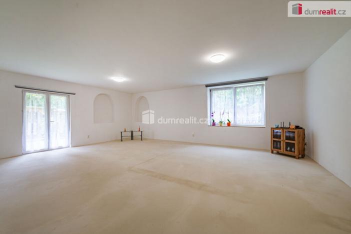 Prodej bytu 3+1, Cheb, Břehnická, 141 m2