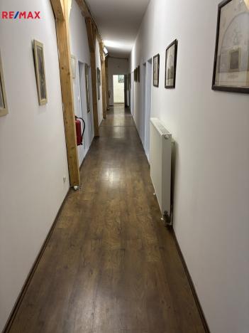 Prodej vícegeneračního domu, Znojmo - Kasárna, 790 m2