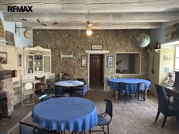 Prodej vícegeneračního domu, Znojmo - Kasárna, 790 m2