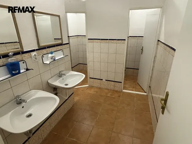 Prodej vícegeneračního domu, Znojmo - Kasárna, 790 m2