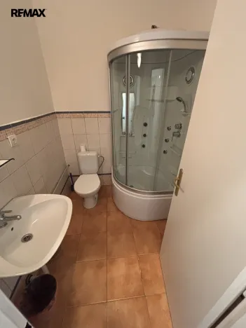 Prodej vícegeneračního domu, Znojmo - Kasárna, 790 m2