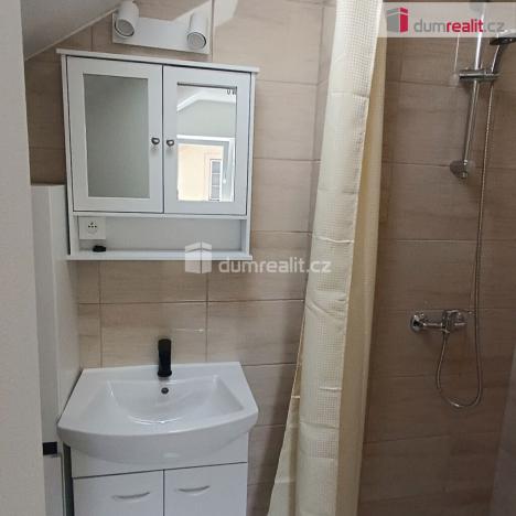 Pronájem bytu 1+kk, Benešov nad Ploučnicí, Nádražní, 18 m2