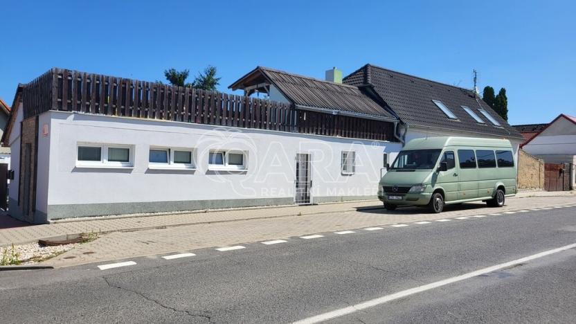 Pronájem bytu 1+1, Mochov, Havlíčkova, 30 m2