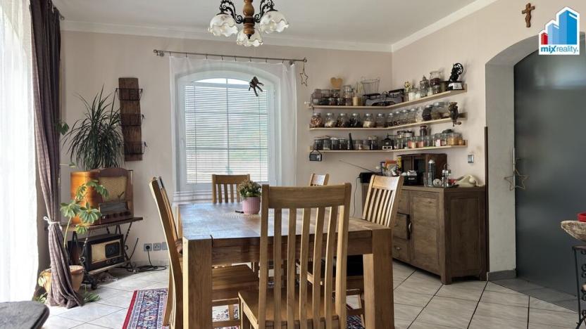 Prodej rodinného domu, Chudenín, 280 m2