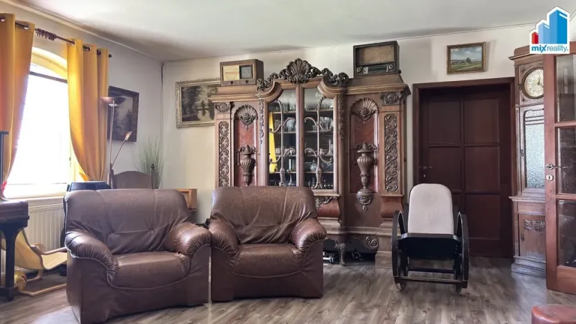 Prodej rodinného domu, Chudenín, 280 m2