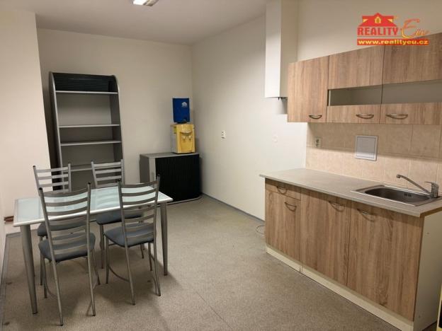 Pronájem kanceláře, Náchod, Raisova, 15 m2