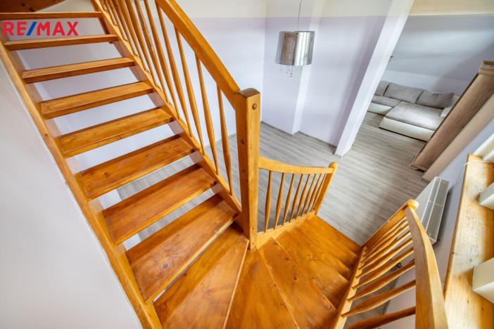 Prodej bytu 6+kk a větší, Karlovy Vary, Na Vyhlídce, 144 m2