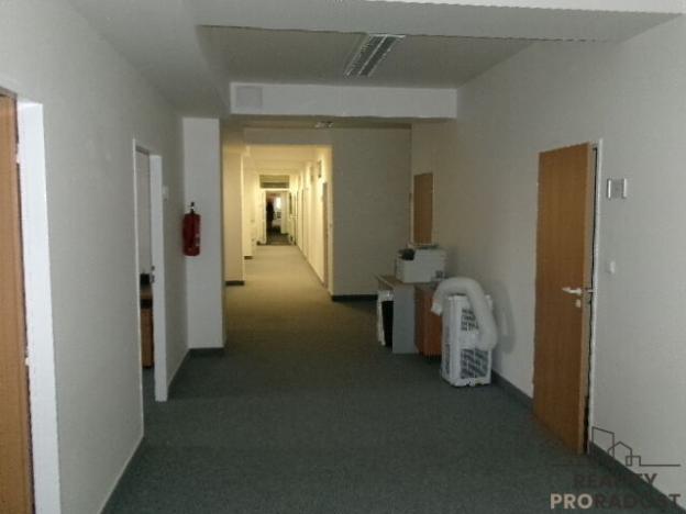 Pronájem kanceláře, Brno - Zábrdovice, 320 m2