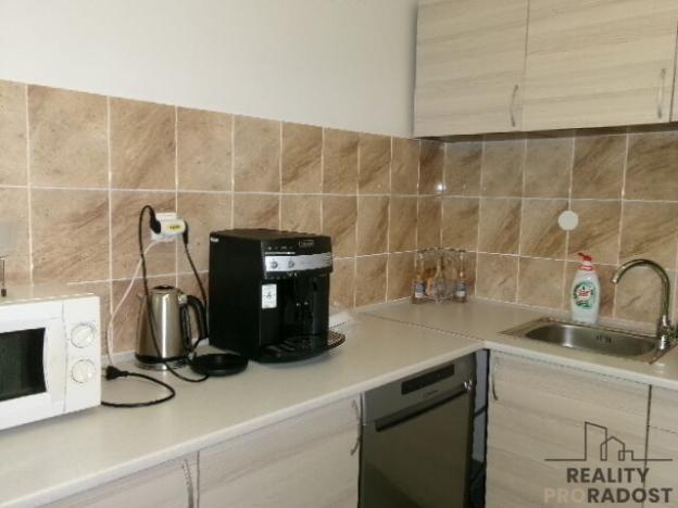 Pronájem kanceláře, Brno - Zábrdovice, 320 m2