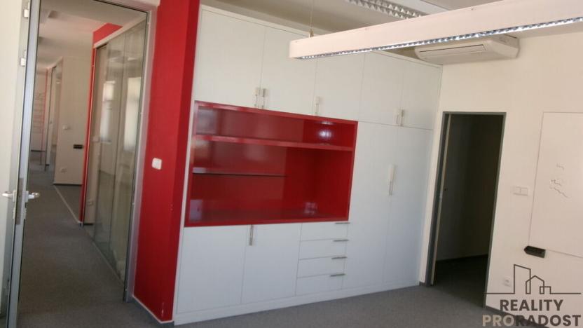 Pronájem kanceláře, Brno, Cejl, 267 m2