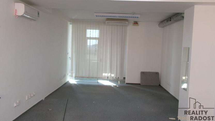 Pronájem kanceláře, Brno, Cejl, 267 m2