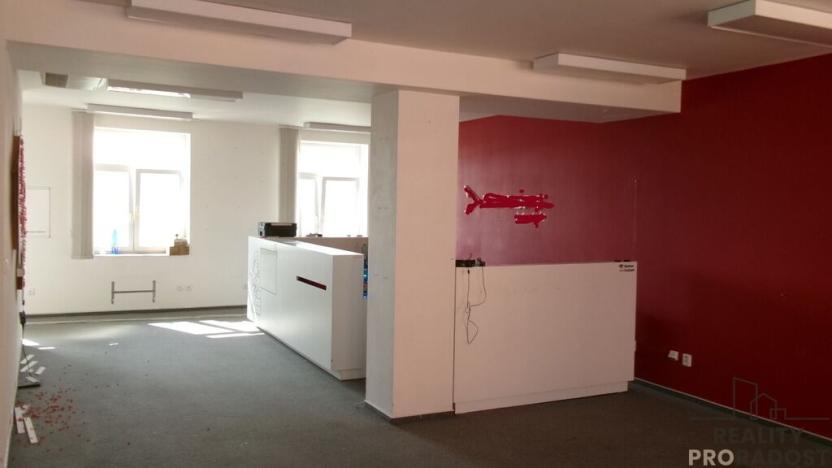 Pronájem kanceláře, Brno, Cejl, 267 m2