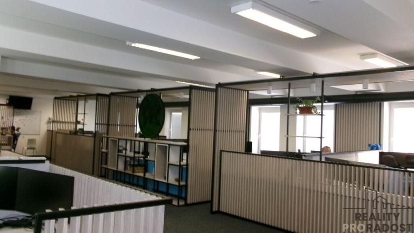 Pronájem kanceláře, Brno, Cejl, 409 m2